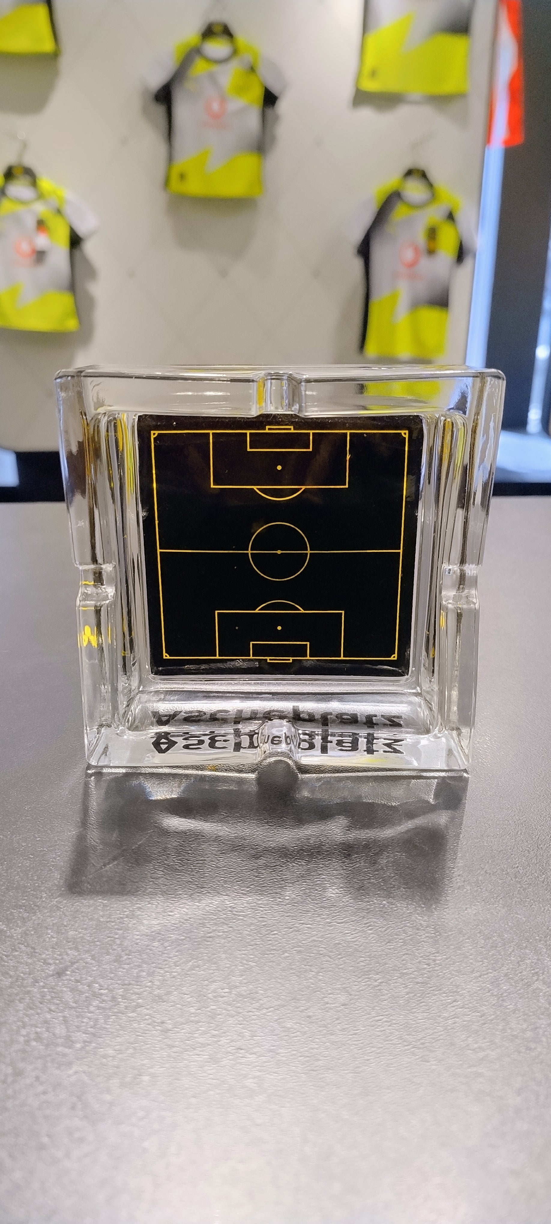 BVB-Aschenbecher Ascheplatz
